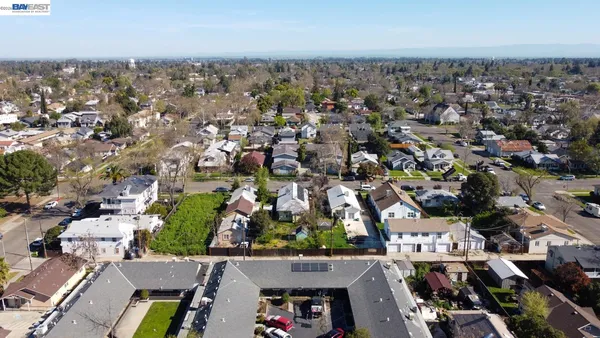$2,499,999 | 132 West 18th Street, Merced, CA 95340