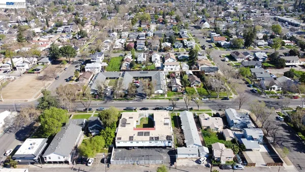 $2,499,999 | 132 West 18th Street, Merced, CA 95340