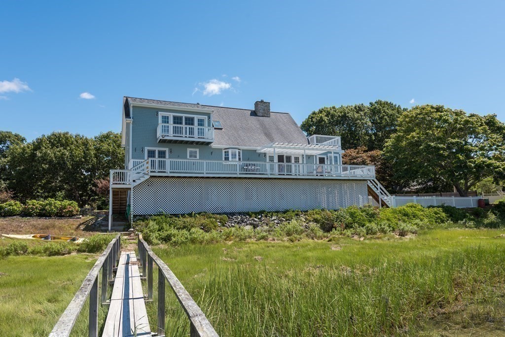 51 Robinwood Road Wareham, MA 02532 - Photo 6 of 42 a view of a house with a yard