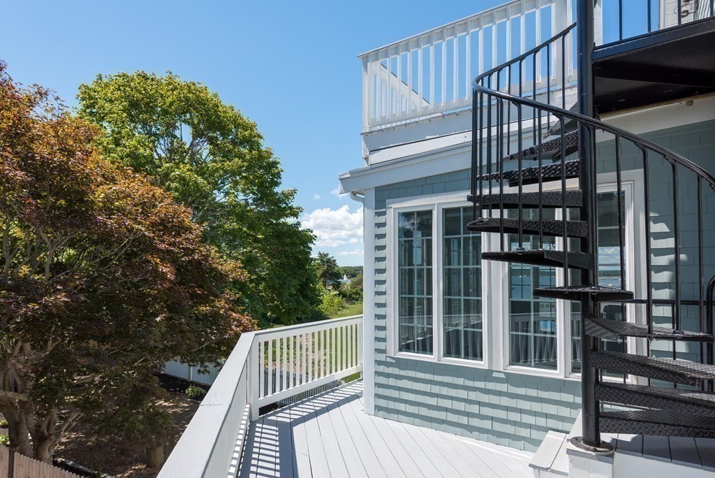 51 Robinwood Road Wareham, MA 02532 - Photo 10 of 42 a view of balcony and wooden floor