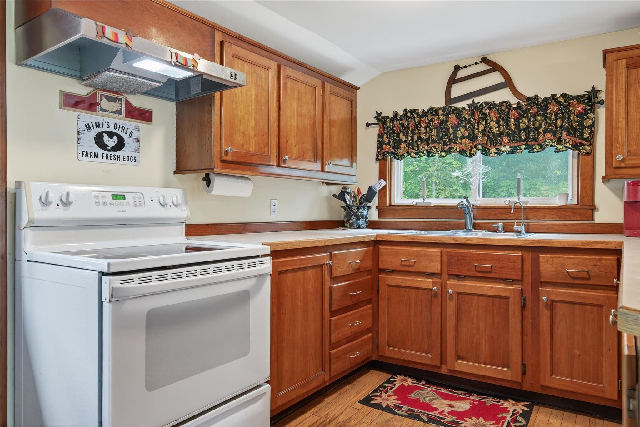 4480 East Hubbardton Road Castleton, VT 05735 - Photo 11 of 46