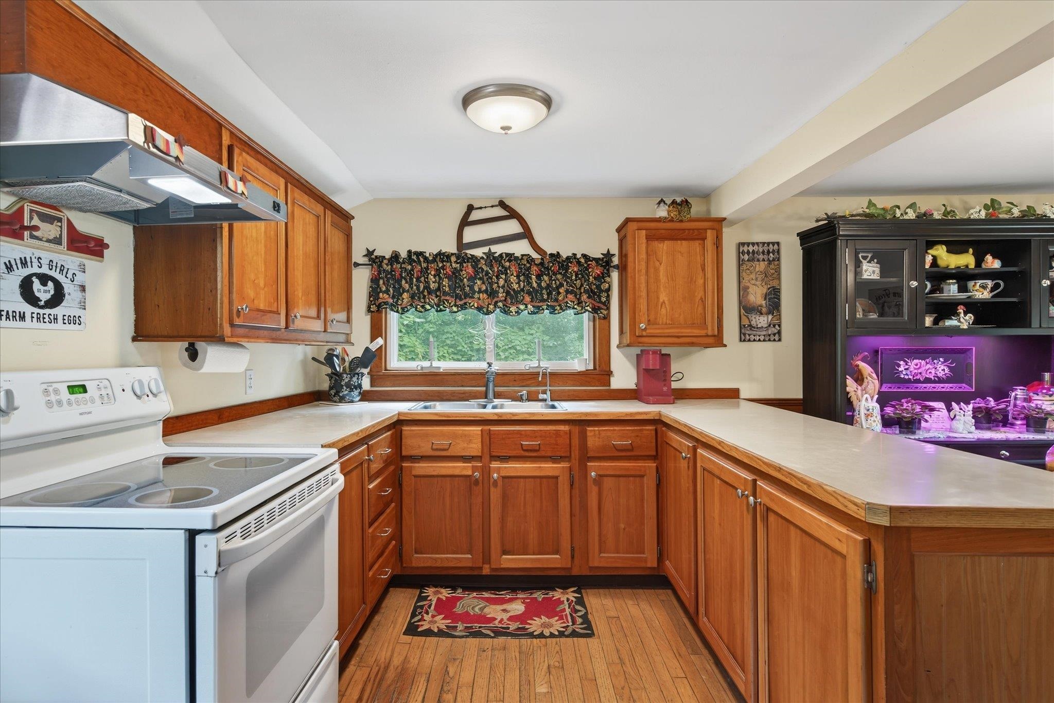 4480 East Hubbardton Road Castleton, VT 05735 - Photo 10 of 46