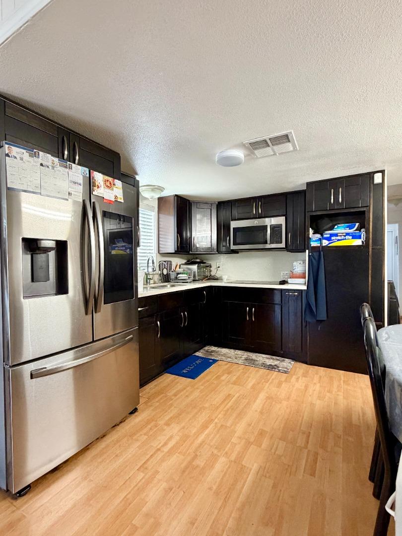 411 Lewis Road, Unit 208 San Jose, CA 95111 - Photo 4 of 11