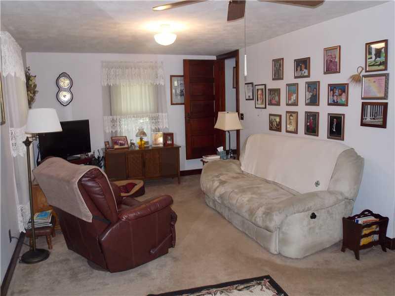 662 Darlington Road Ligonier, PA 15658 - Photo 3 of 25 Living Room.