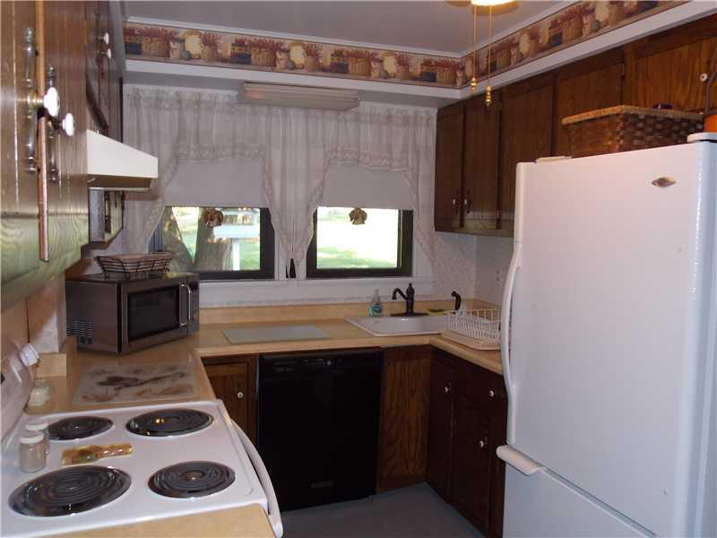 662 Darlington Road Ligonier, PA 15658 - Photo 6 of 25 Kitchen.