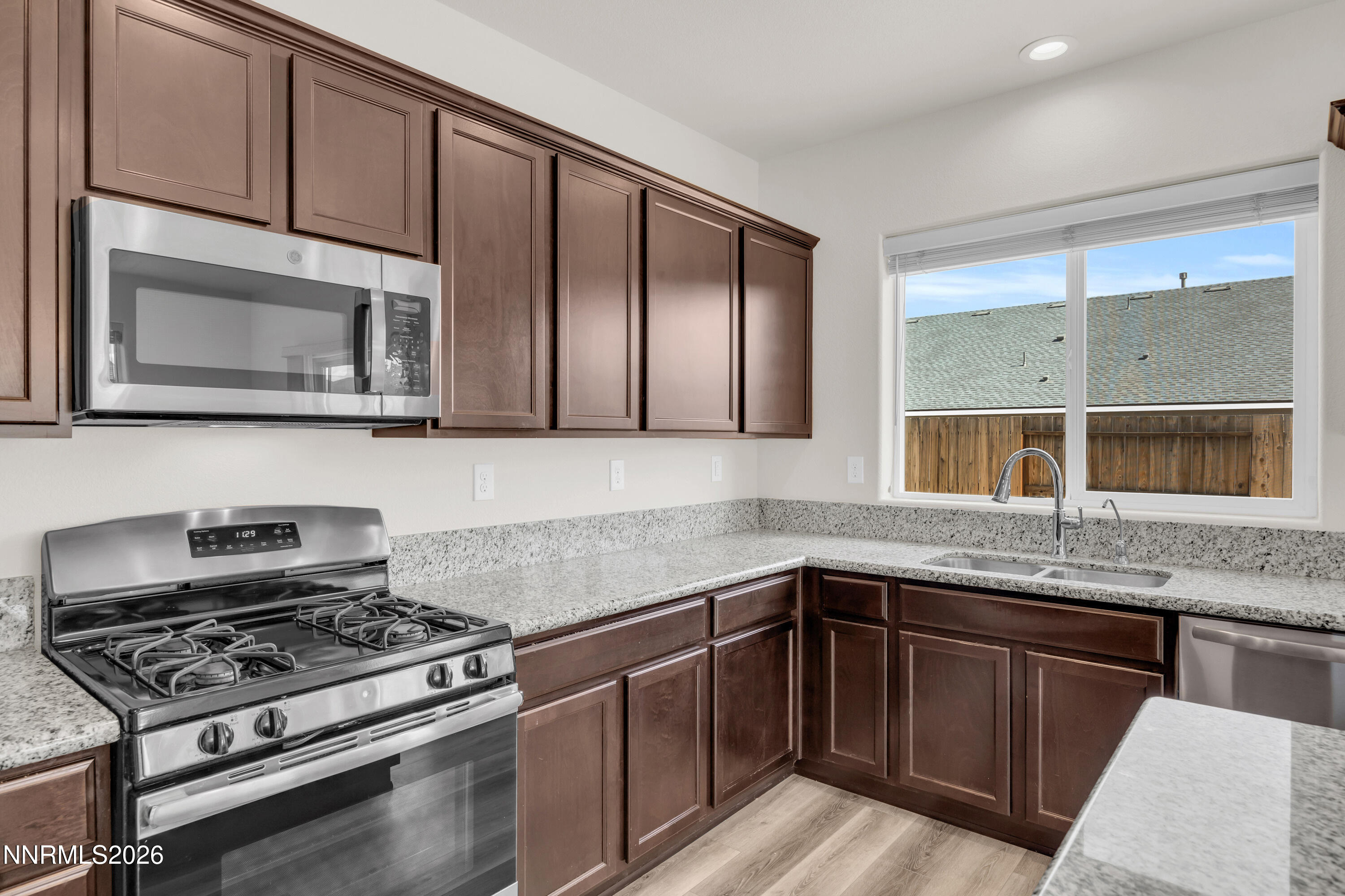 14360 Leiden Drive Reno, NV 89506 - Photo 11 of 30 14_img_5535
