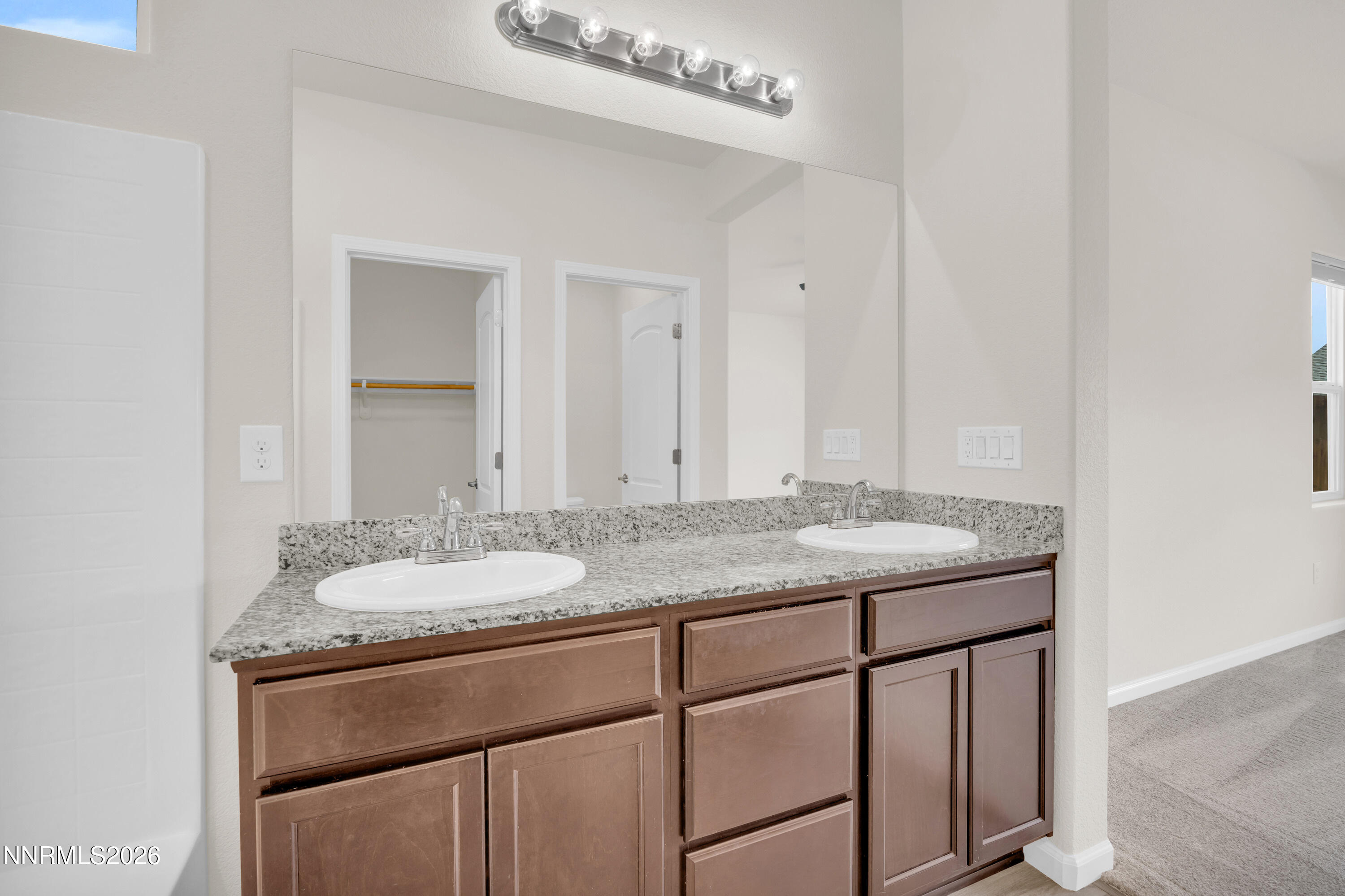 14360 Leiden Drive Reno, NV 89506 - Photo 18 of 30 20_img_5615