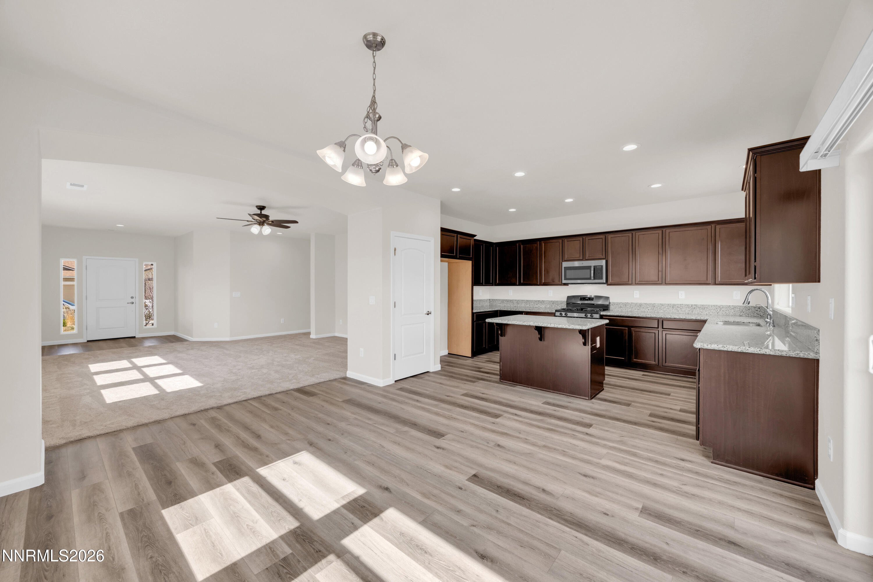 14360 Leiden Drive Reno, NV 89506 - Photo 10 of 30 11_img_5515