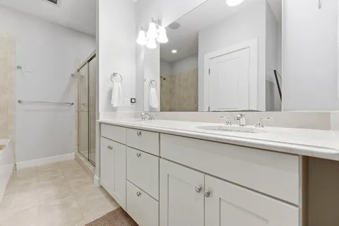 $1,600,000 | 345 West Broadway, Unit 8, Boston, MA 02127