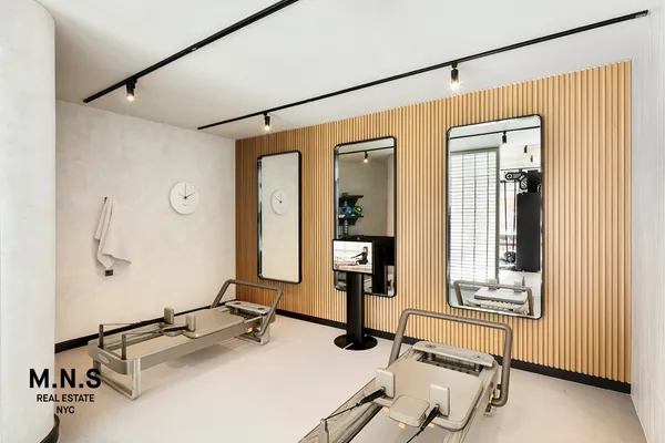 $4,154 | 880 Atlantic Avenue, Unit 2A | Prospect Heights