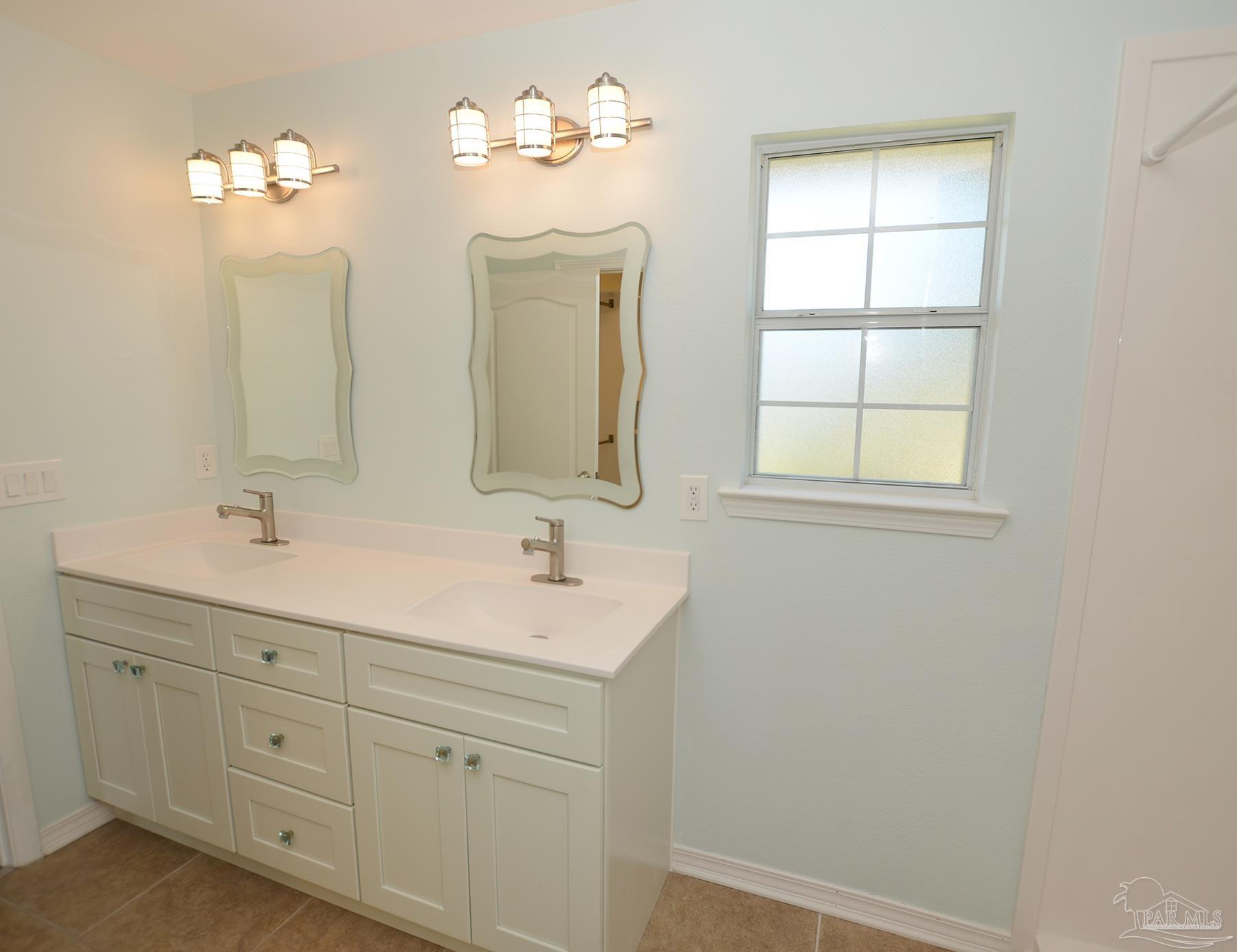 1051 Ashley Road Milton, FL 32583 - Photo 26 of 46 Gallery Image 26