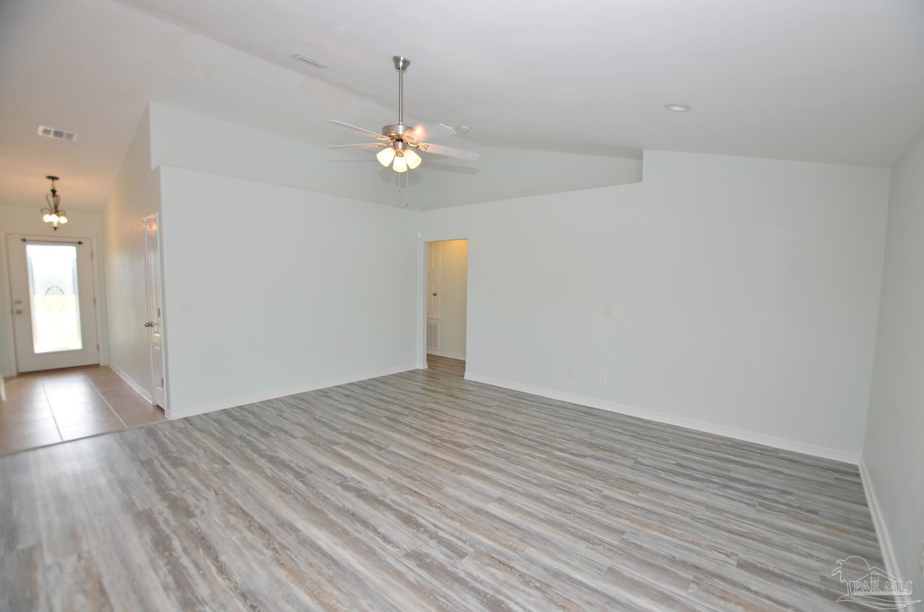 1051 Ashley Road Milton, FL 32583 - Photo 9 of 46 Gallery Image 9