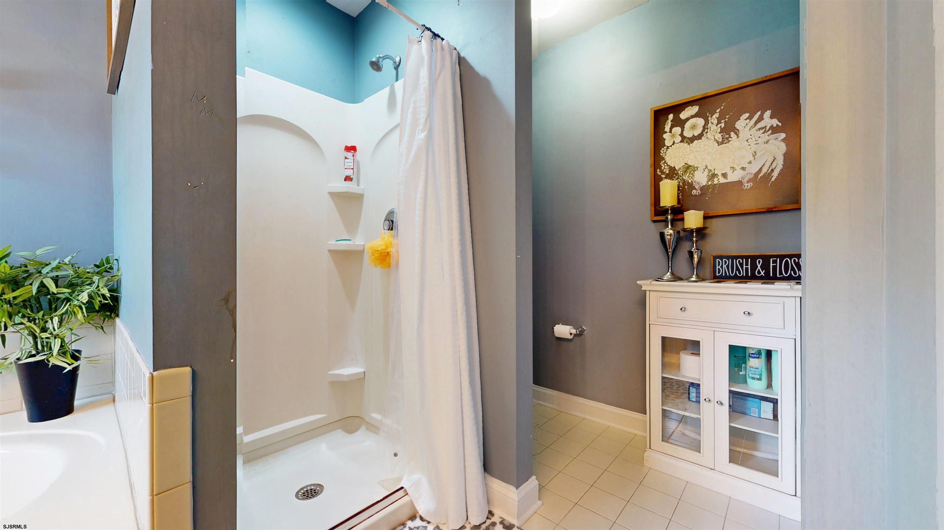 7 Fairfax Road Egg Harbor Township, NJ 08234 - Photo 21 of 34 a view of entryway