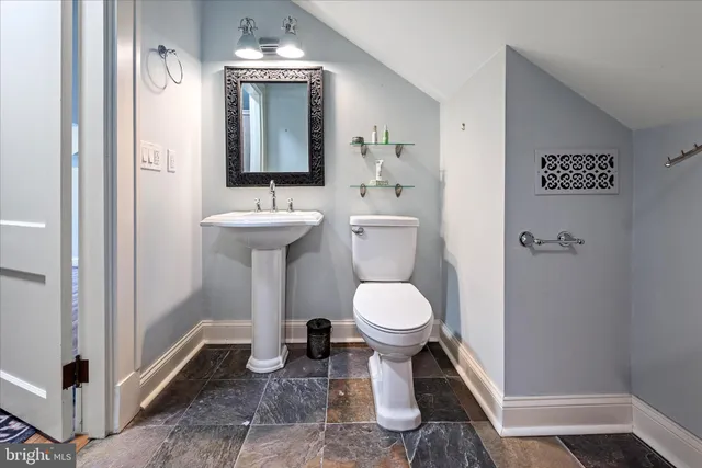 a view of entryway with a lot of stuff