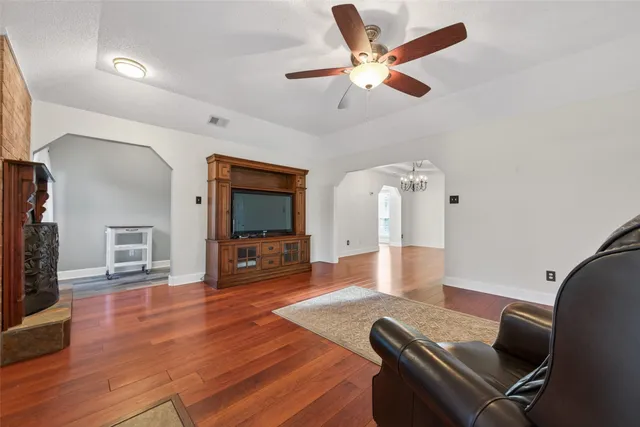 $989,000 | 6610 Sprigg Street, Fulshear, TX 77441