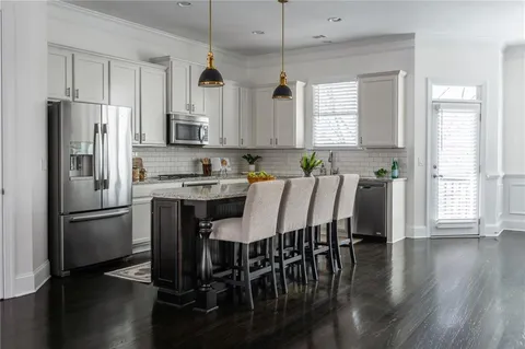 $890,000 | 929 Canterbury Lane Northeast, Atlanta, GA 30324