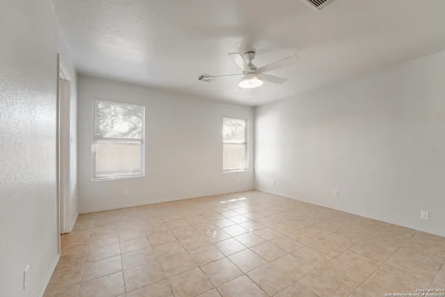 $1,550 | 2118 Sunbird Pass, San Antonio, TX 78224