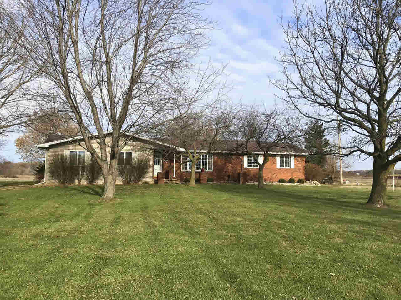 4569 East Wilkinson Road Owosso, MI 48867 - Photo 1 of 30 21392850.JPG