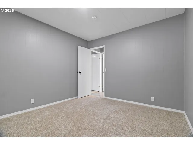 $127,500 | 570 North 10th Avenue, Unit 110, Cornelius, OR 97113