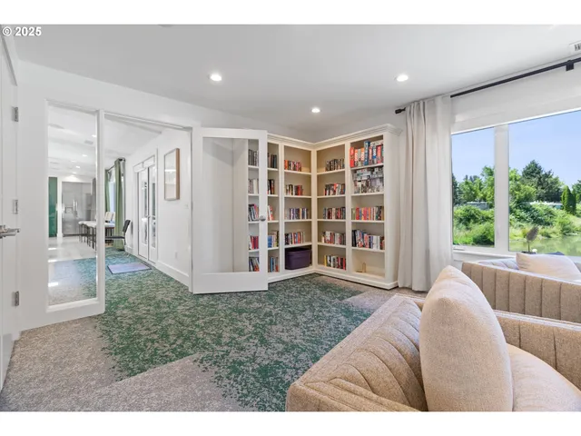 $127,500 | 570 North 10th Avenue, Unit 110, Cornelius, OR 97113