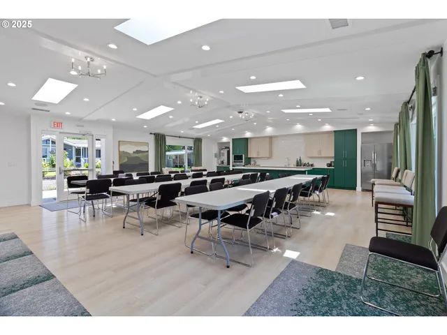 $127,500 | 570 North 10th Avenue, Unit 110, Cornelius, OR 97113