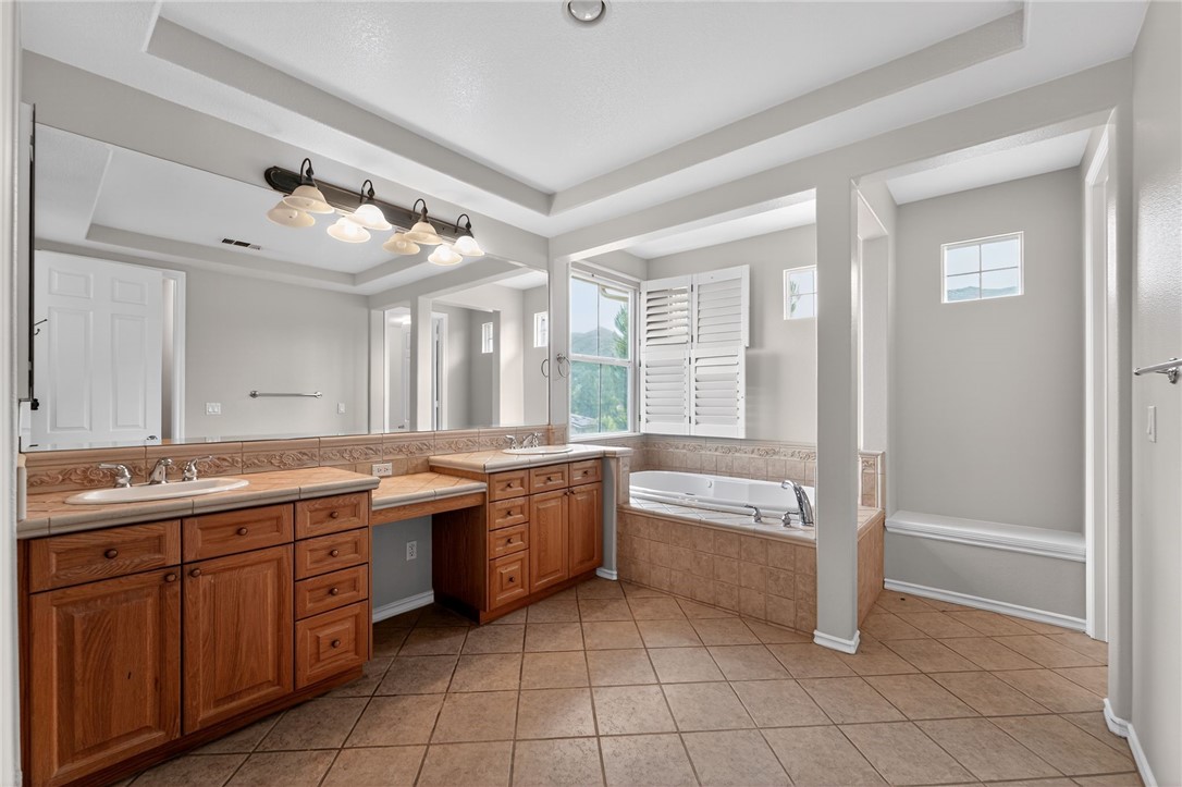25941 Verandah Court Stevenson Ranch, CA 91381 - Photo 26 of 32