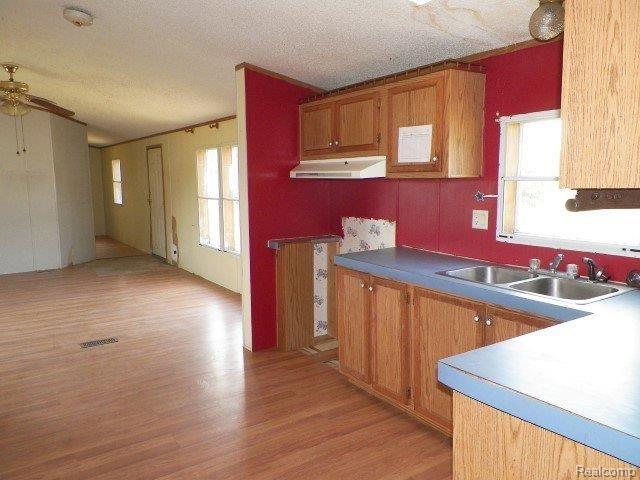 5911 Scotch Road Vassar, MI 48768 - Photo 3 of 25 262-161942 - Kitchen (2).JPG