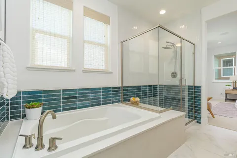$865,000 | 1201 Del Rancho Way, Petaluma, CA 94954