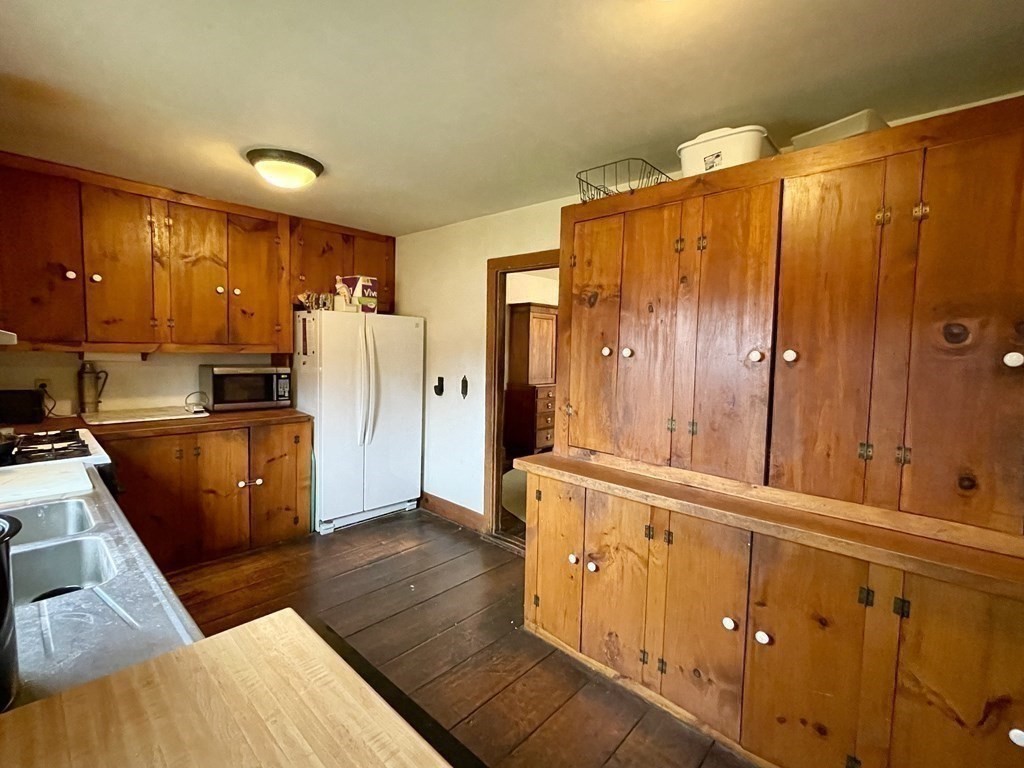 14 Watson Road Ashfield, MA 01330 - Photo 6 of 34