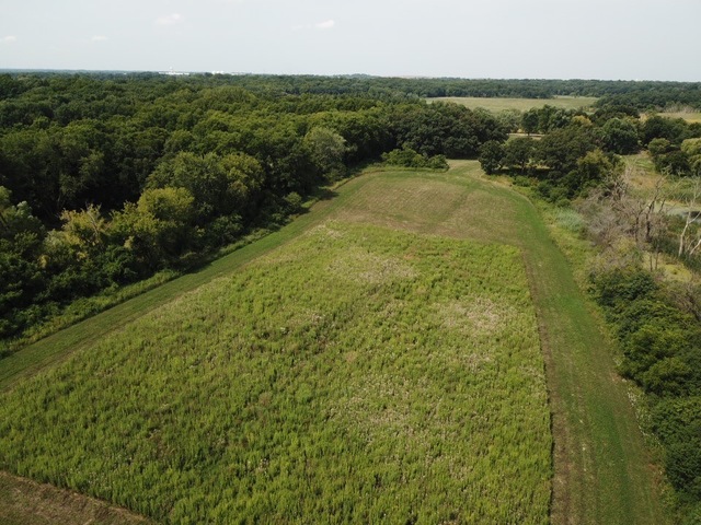 32315 North Almond Road Grayslake, IL 60030 - Photo 5 of 14