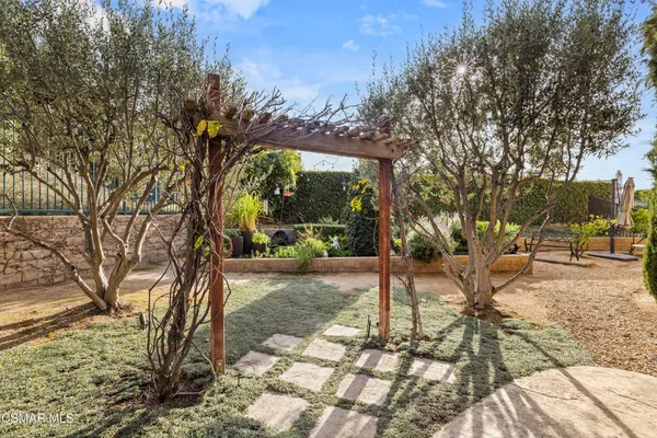 $1,950,000 | 3320 Whispering Glen Court, Simi Valley, CA 93065
