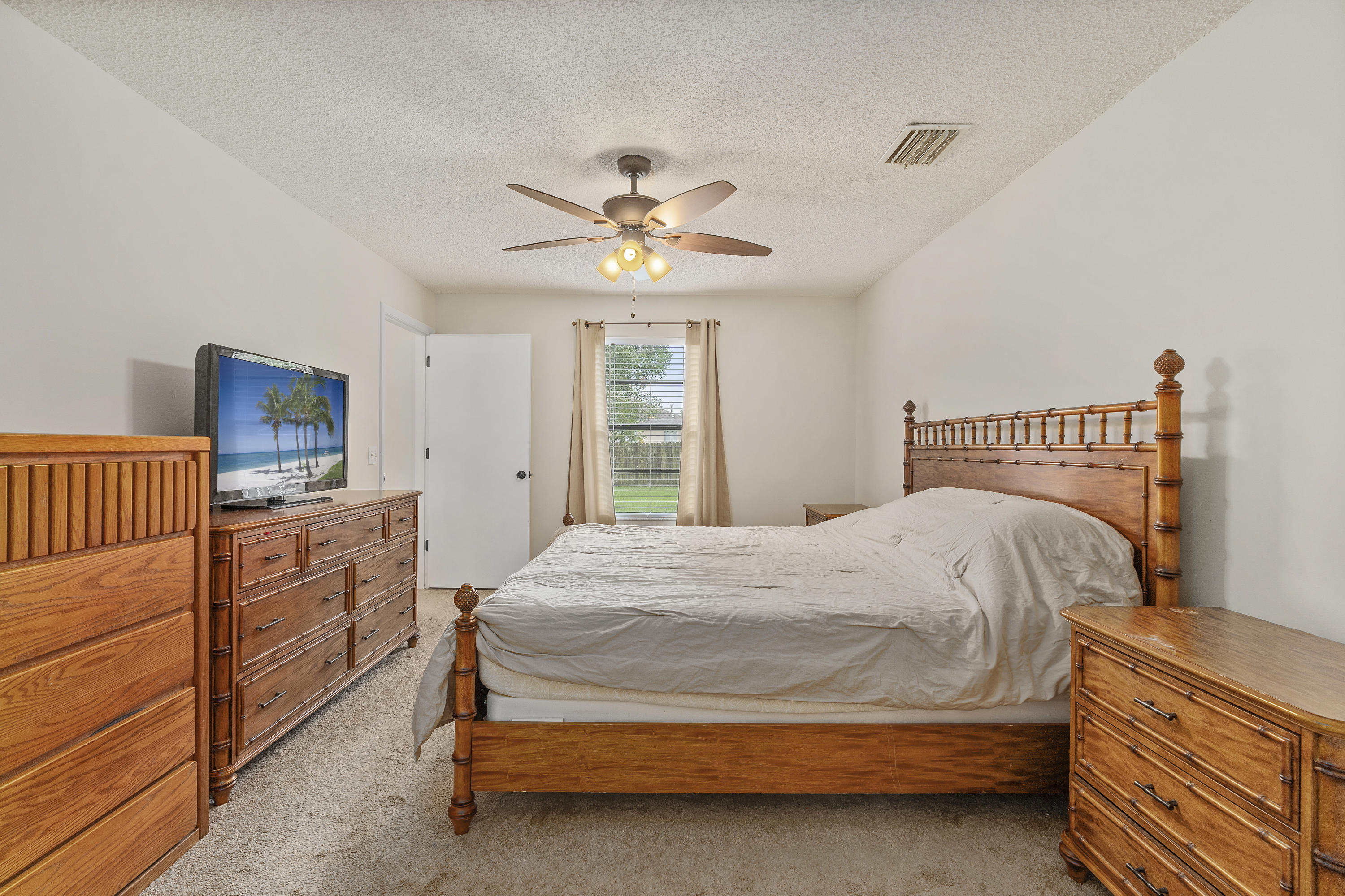 550 Southwest Ryder Road Port St. Lucie, FL 34953 - Photo 11 of 17 _DSC3732