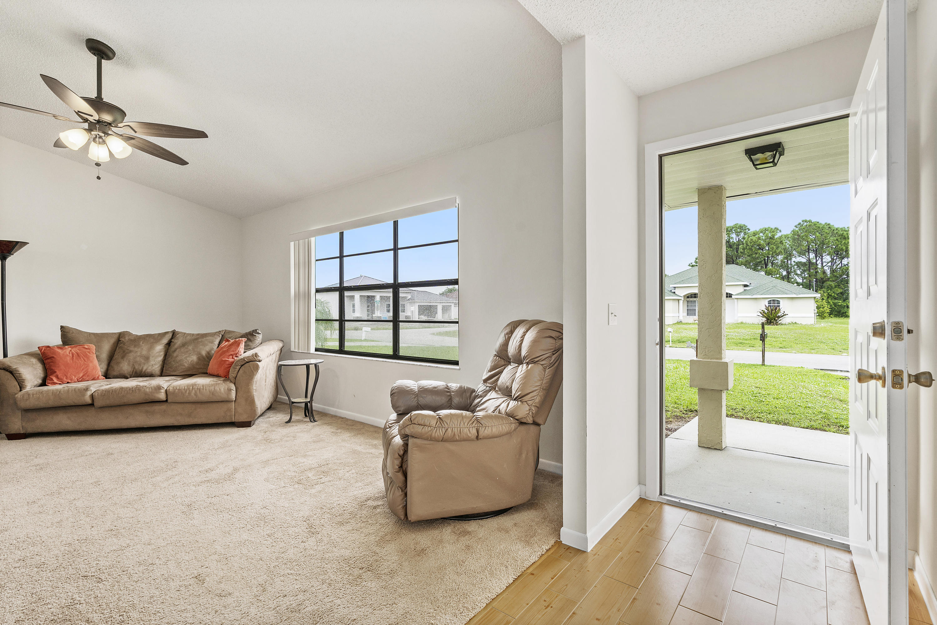 550 Southwest Ryder Road Port St. Lucie, FL 34953 - Photo 2 of 17 _DSC3622