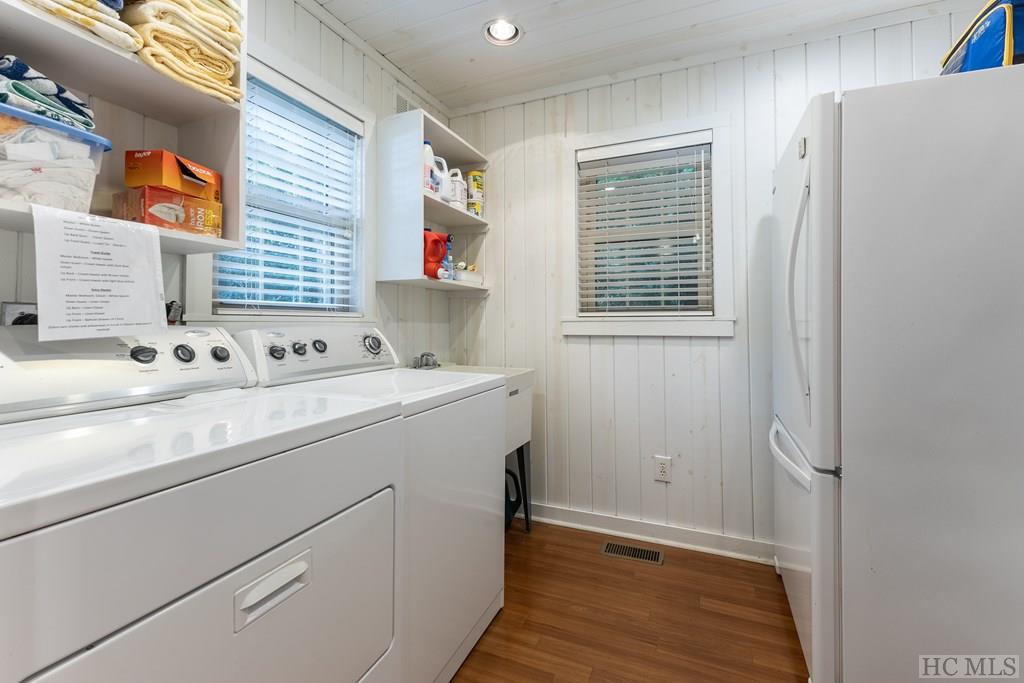 554 Moorewood Road Highlands, NC 28741 - Photo 11 of 30 Gallery Image 11