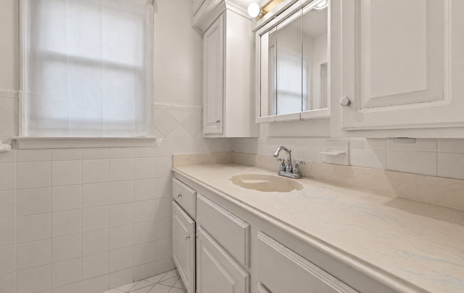 207 Eldridge Road Sugar Land, TX 77478 - Photo 6 of 12 Gallery Image 6