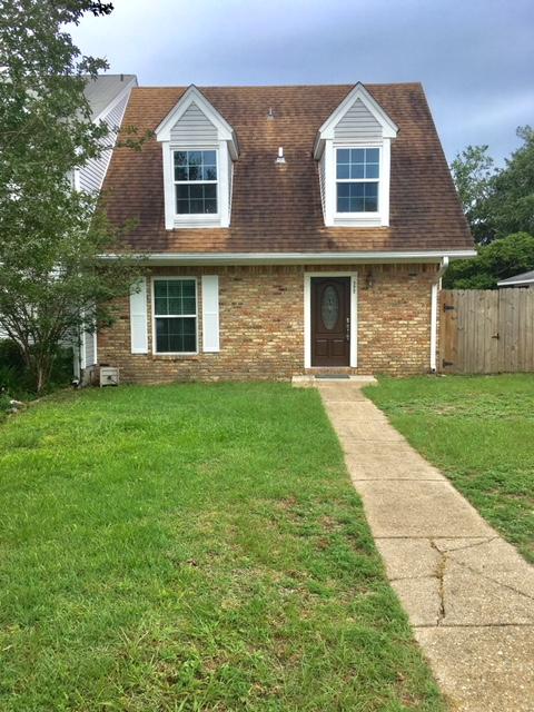 Front of townhome