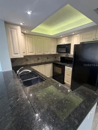 $299,000 | 800 Cove Cay Drive, Unit 5G, Clearwater, FL 33760