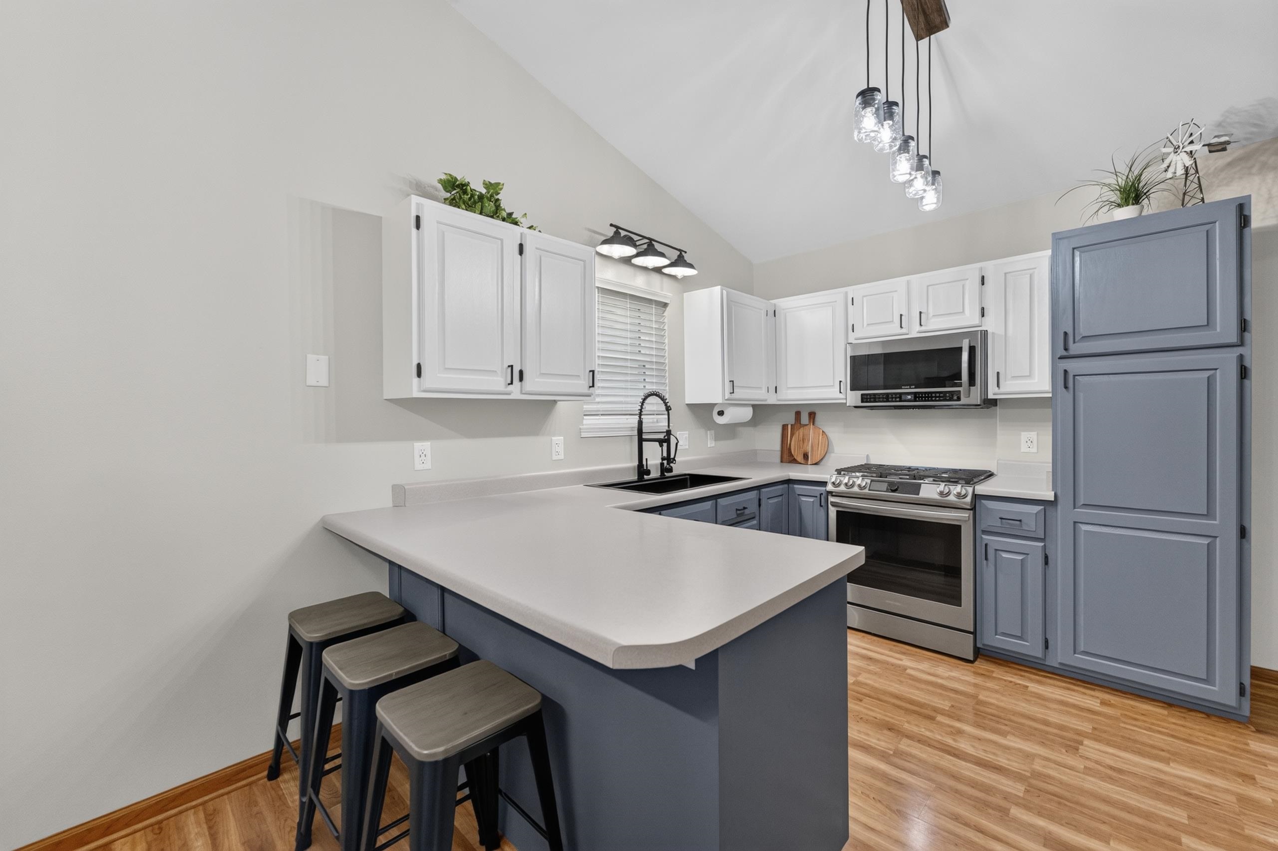 113 Terrace Mount Mount Horeb, WI 53572 - Photo 4 of 41 Gallery Image 4