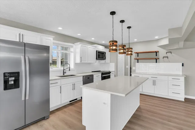 $508,500 | 2501 Woodridge Place, Champaign, IL 61822