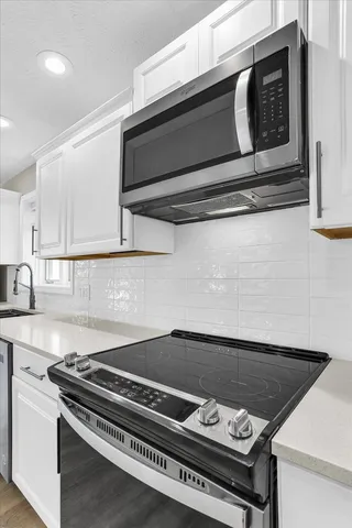 $508,500 | 2501 Woodridge Place, Champaign, IL 61822