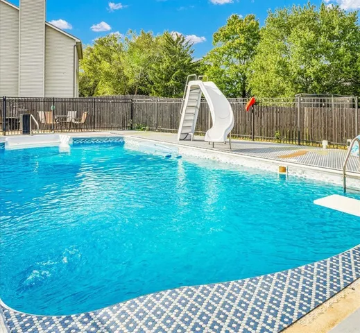 $508,500 | 2501 Woodridge Place, Champaign, IL 61822