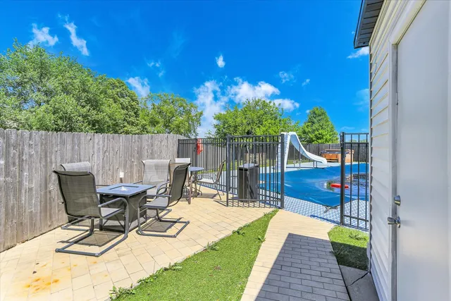 $508,500 | 2501 Woodridge Place, Champaign, IL 61822