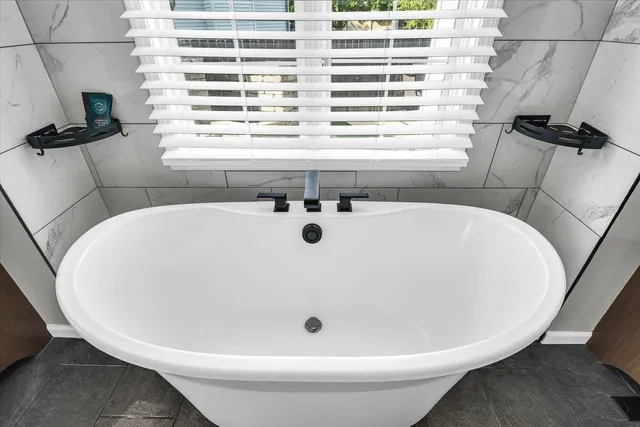 $508,500 | 2501 Woodridge Place, Champaign, IL 61822