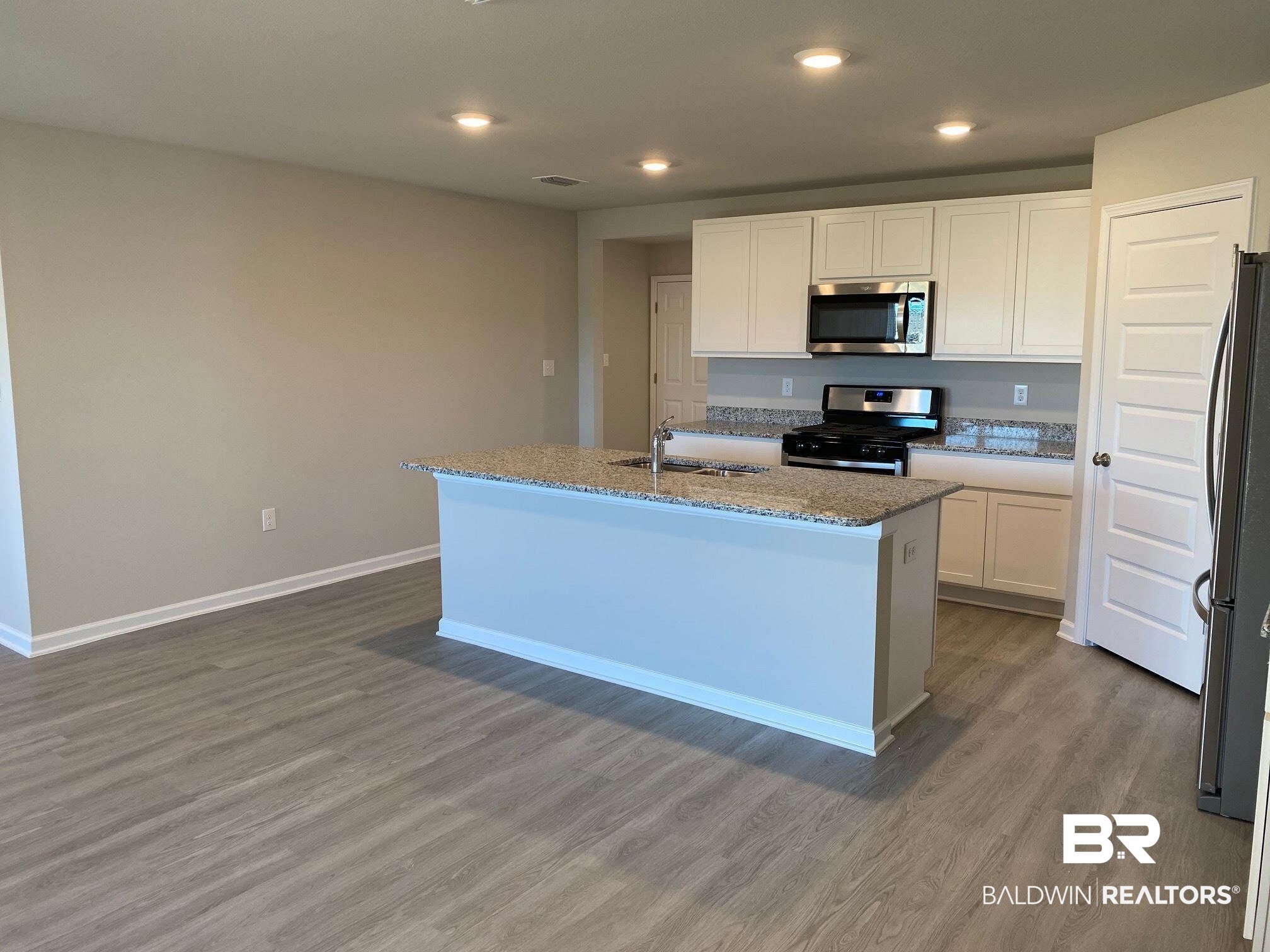7991 Irwin Loop Daphne, AL 36526 - Photo 8 of 24