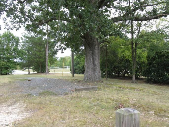 6586 Coltrane Mill Road Greensboro, NC 27406 - Photo 6 of 6