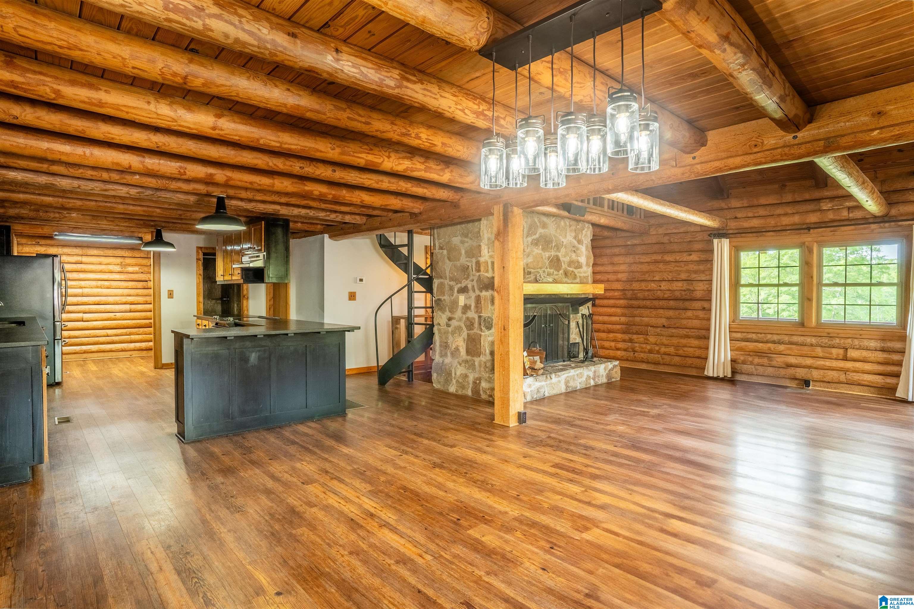 231 Cove Road Jacksonville, AL 36265 - Photo 5 of 31