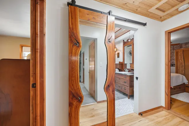 $319,000 | 1028 13th Street East, Glencoe, MN 55336