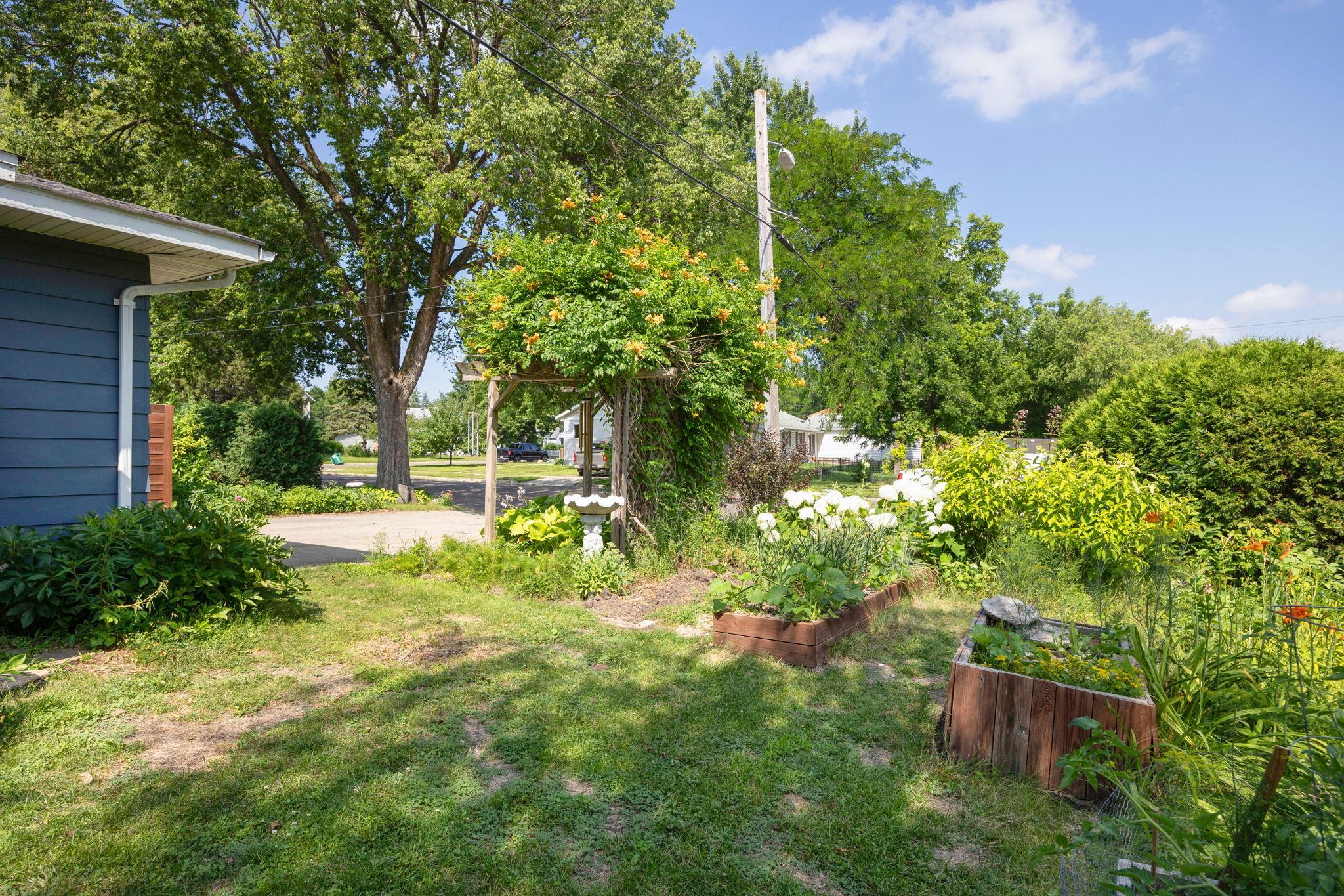 1028 13th Street East Glencoe, MN 55336 - Photo 24 of 25