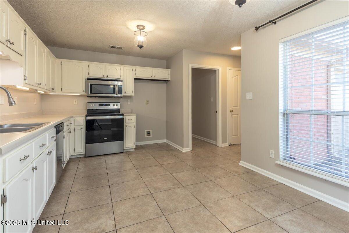 2334 Heather Ridge Southaven, MS 38672 - Photo 11 of 29 05-HeatherRidge-12-Edit-7