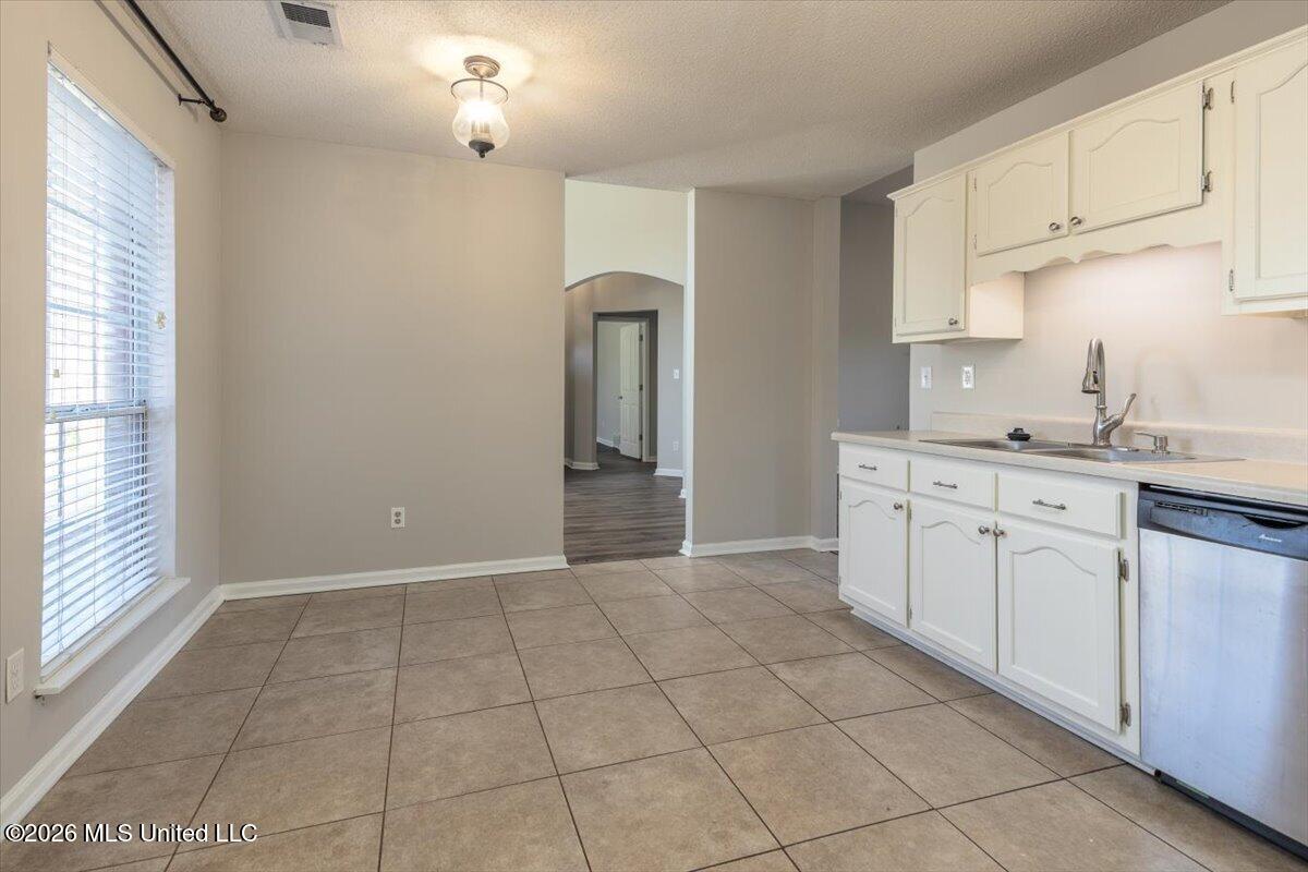 2334 Heather Ridge Southaven, MS 38672 - Photo 14 of 29 11-HeatherRidge-18-Edit-10